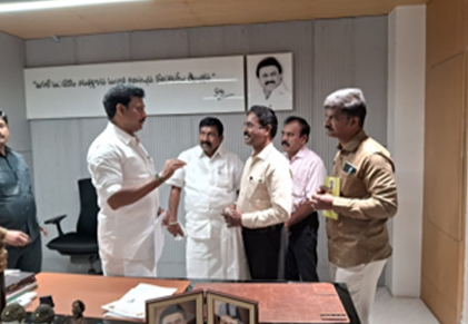 Representatives from our school had the esteemed opportunity to meet the Honorable Minister for School Education, Government of Tamilnadu, to discuss key initiatives for the welfare and development of our institution